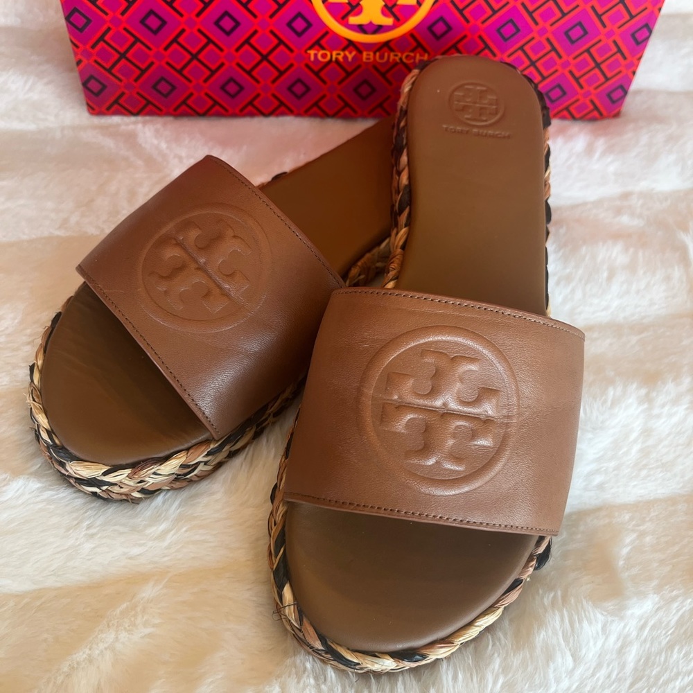 Tory Burch Espadrilles Size 8 TAN